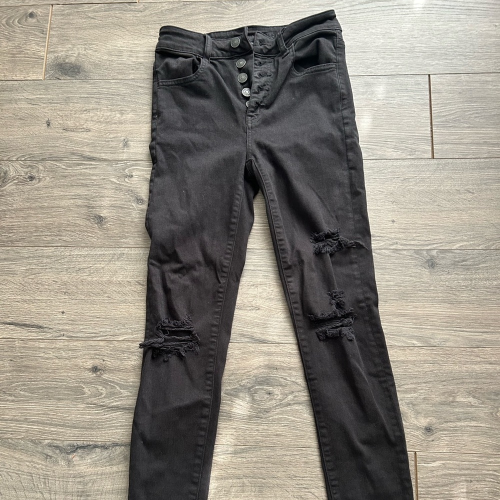 Skinny Black ripped jeans